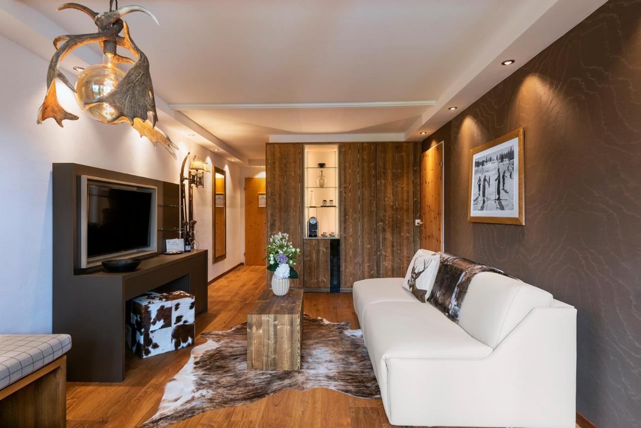 La Val Hotel & Spa Breíl Eksteriør bilde