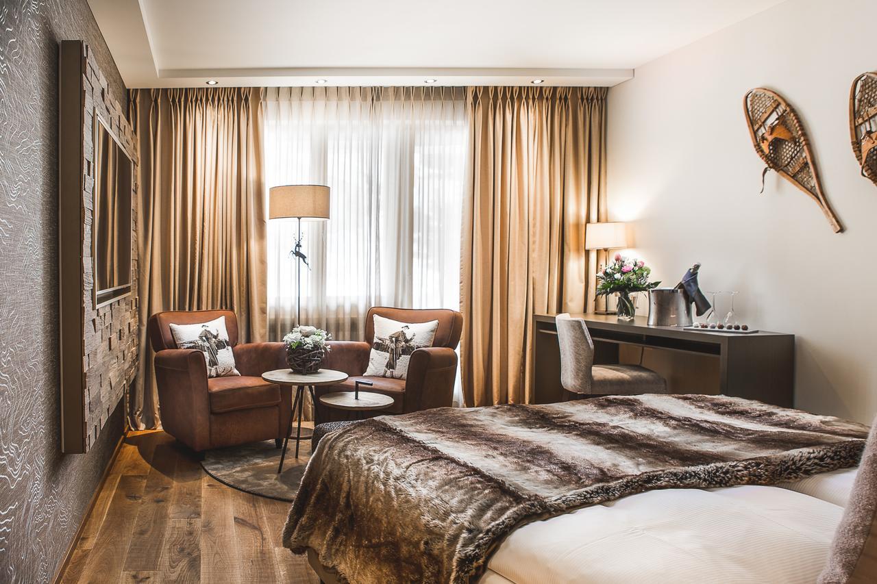La Val Hotel & Spa Breíl Eksteriør bilde